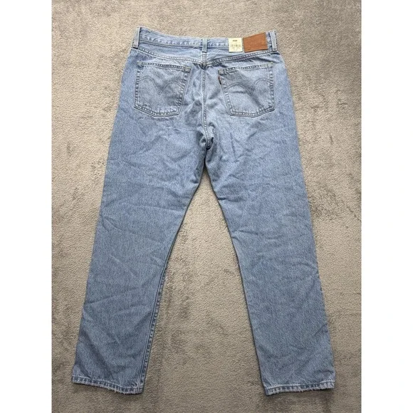Levis 501‎ Jeans Womens Measured 34x28 Original Cropped Button Fly Distressed - Picture 2 of 9